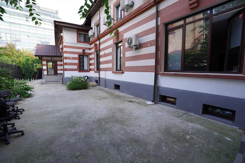 Vilă Reprezentativă || Piața Victoriei || 465 MP Utili || Curte || Parcare
