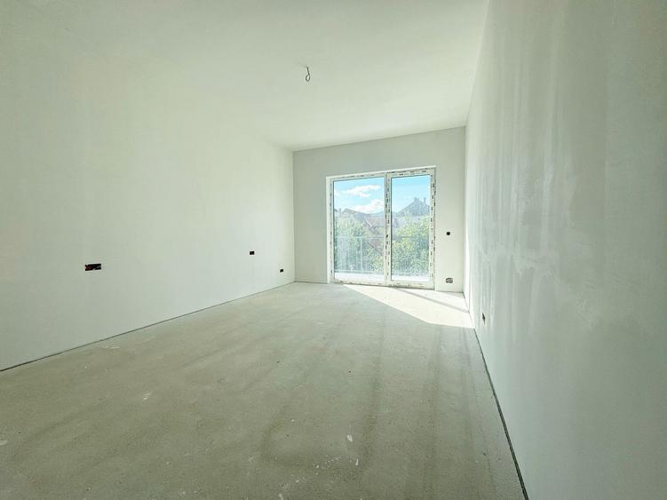 Casa tip duplex cu garaj, 130 mp utili - Floresti