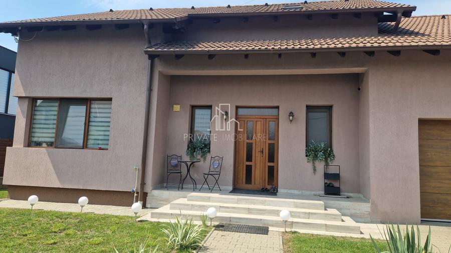 Casă 4 camere 200mp, teren 700mp, Zona Unirii