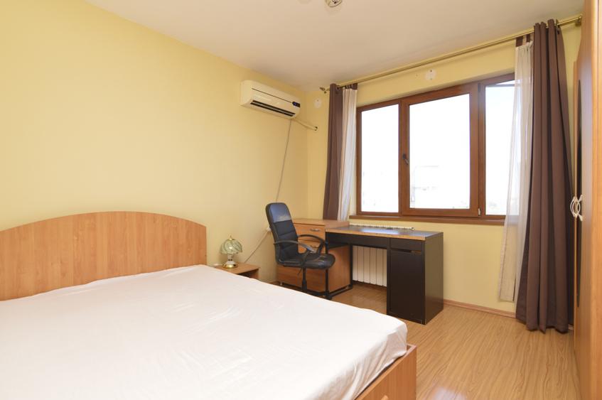 VANZARE UN APARTAMENT DE 3 CAMERE DRISTOR – METROU DRISTOR