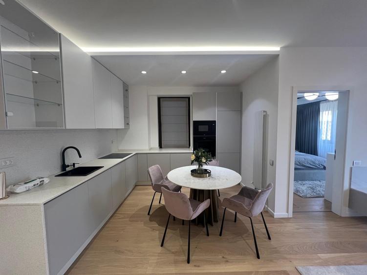 HERASTRAU LE CLUB DE INCHIRIAT APARTAMENT 2 CAMERE MOBILAT LUX