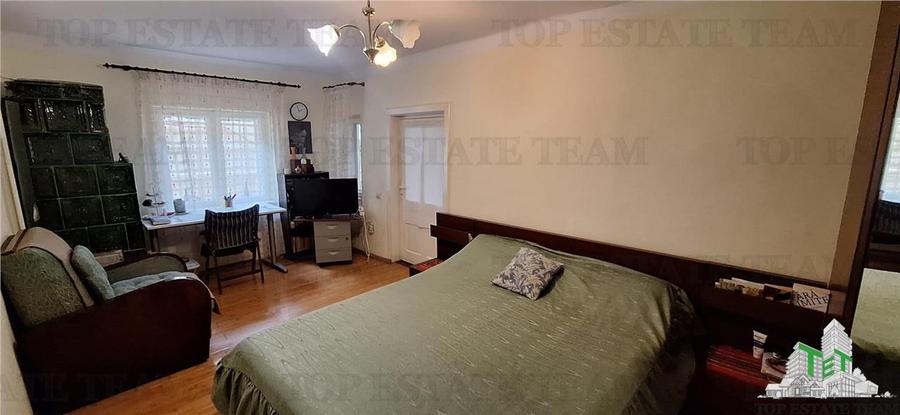 Casa rustica cu curte, 3 camere, zona Tabacarie, Constanta