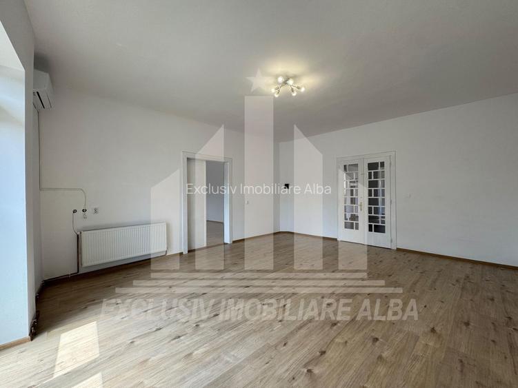 Casa individuala | De vanzare | 200 mp | 430 mp teren | Cetate - 5