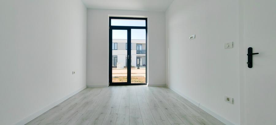 Duplex 5 camere, 3 bai, pompa de caldura, la 10 min. de Iulius Town si centru