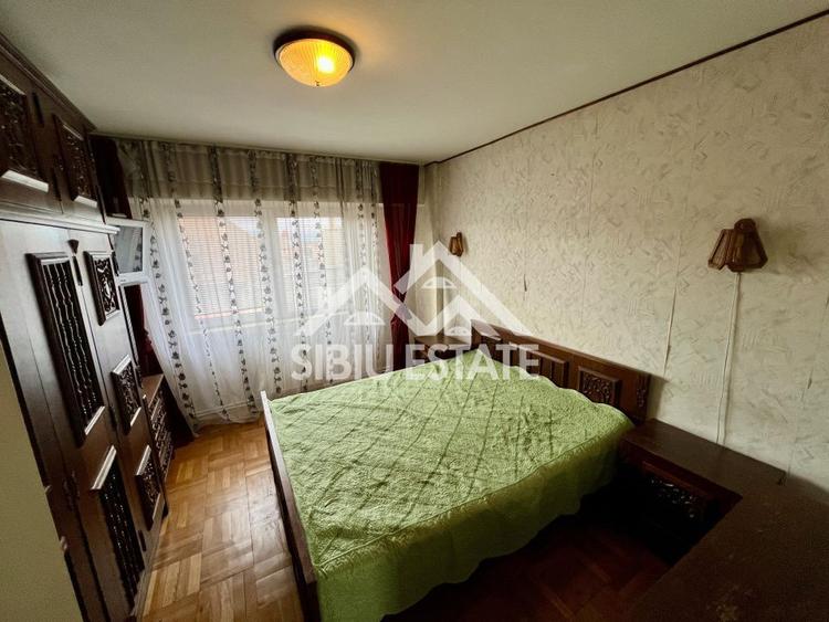 Apartament 4 camere spațios Sibiu zona Gara Mare Abatorului