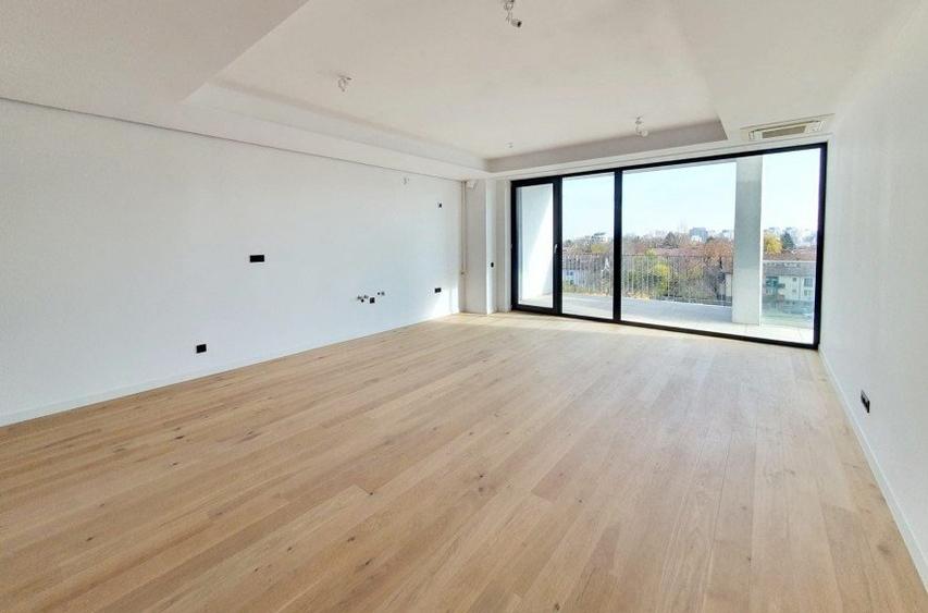 Apartament 3 camere Lac Floreasca