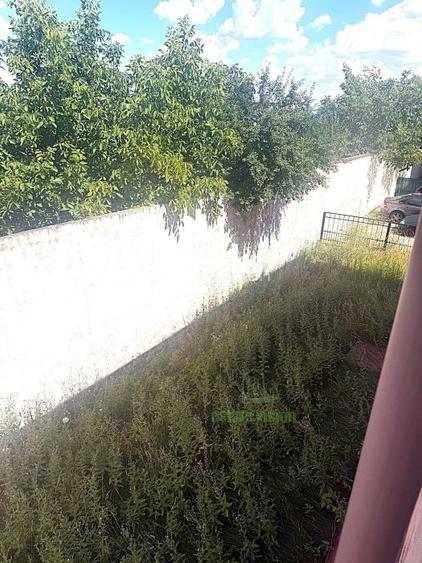 Vila D+P+1, 5 camere, 150 mp utili + demisol, teren 300 mp, aproape de Palatul M - 21