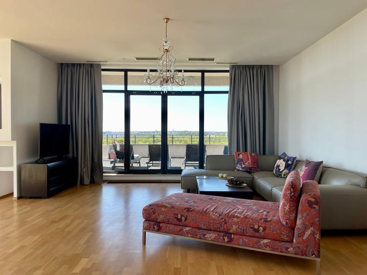 Închiriere Penthouse 250 mp utili + 320 mp terasă panoramică | Baneasa