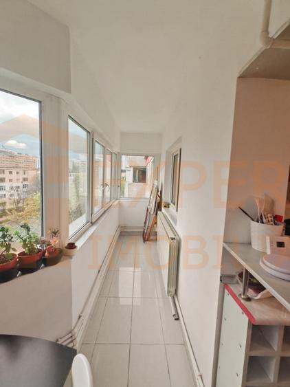 Apartament 3 camere de vânzare | Zona Far, Constanța