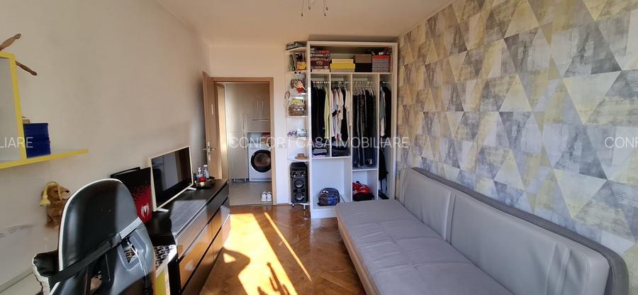Basarabia-Piata Muncii, metrou, 2 camere mobilat si utilat, - 10