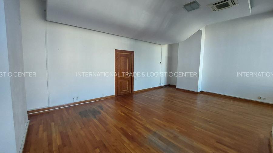 Spatiu birou situat ultracentral - 2