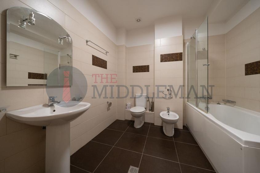 Apartament 4 camere premium – Aron Cotruș, terasă generoasă + parcare