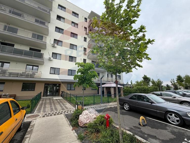 Vanzare Apartament 2 camere Hils Splai