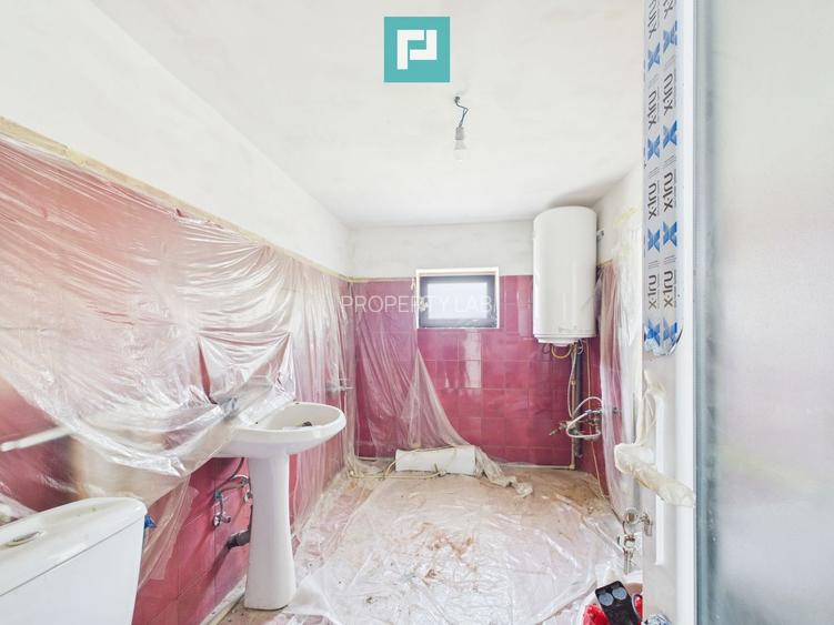 Spațiu comercial– Zona Mircea cel Bătrân - 12