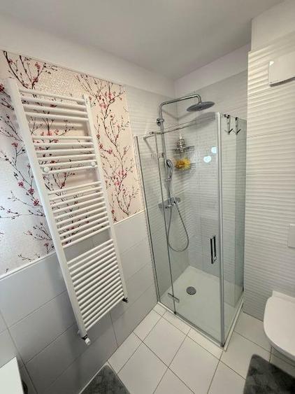 Apartament 4 camere Lux+2locuri de parcare in Complexul Moghioros Park