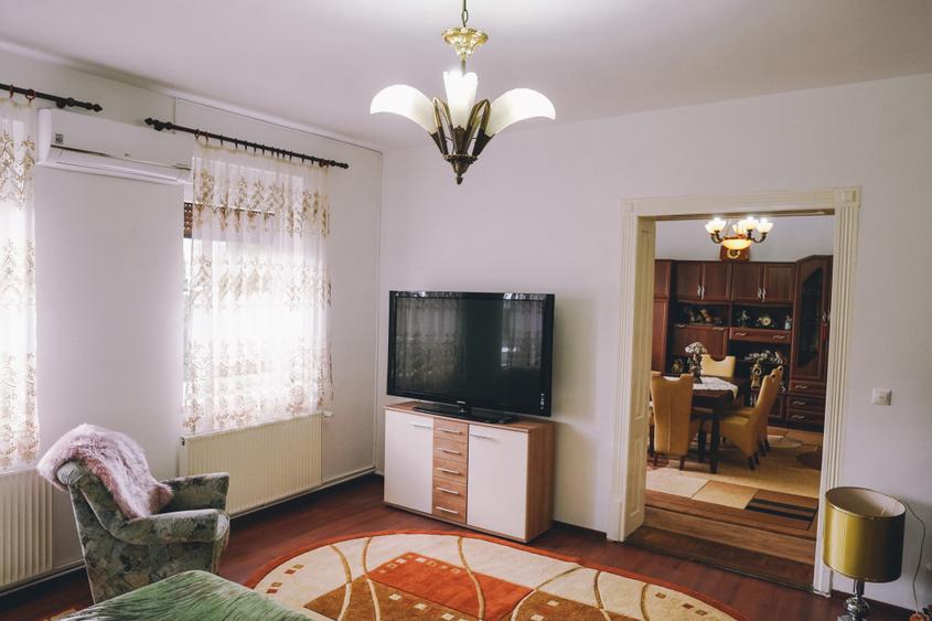 Casă renovată integral 4 camere + garaj | Piața Cluj, Str. Paris, Sibiu