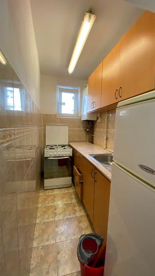 OPORTUNITATE!! Apartament cu 2 camere , Gheorgheni , Piata Hermes , et 2 din 4
