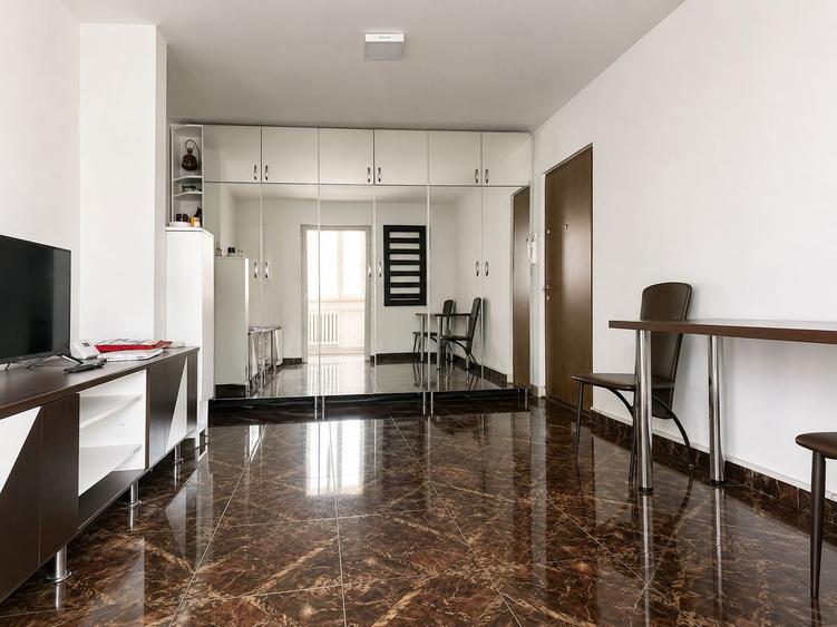 Apartament de închiriat cu 2 camere | Zona Aradului