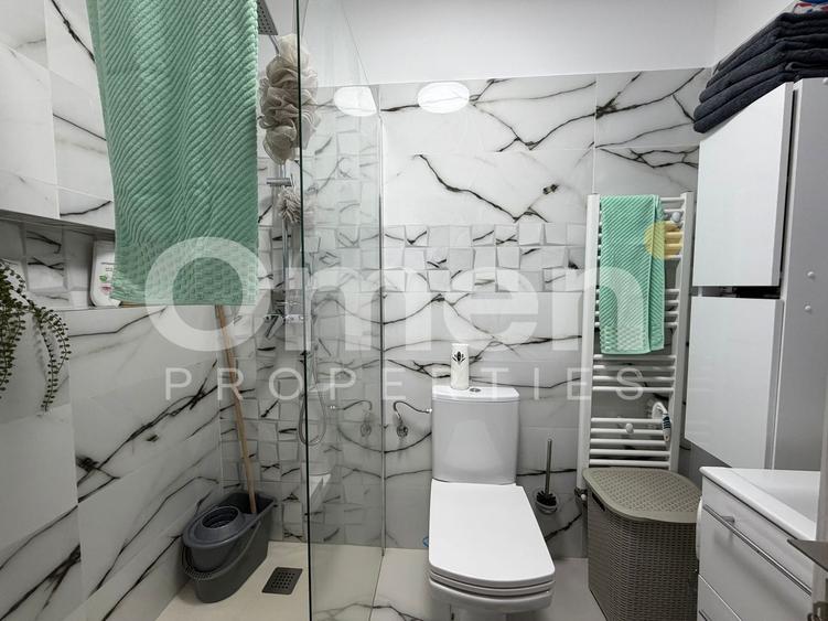 Casa moderna de vanzare cu 8.5 ari de teren zona Luncii, baraj Firiza