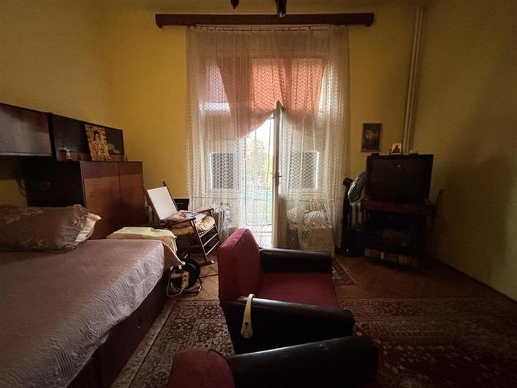 Apartament 129 mp cu vedere spre Crisul Repede si demisol independent in cladire