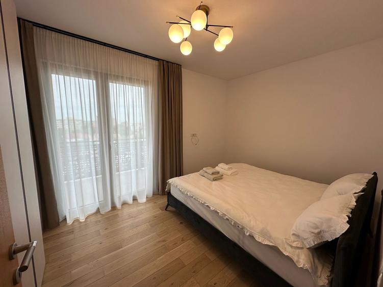 Apartament 3 camere de inchiriat