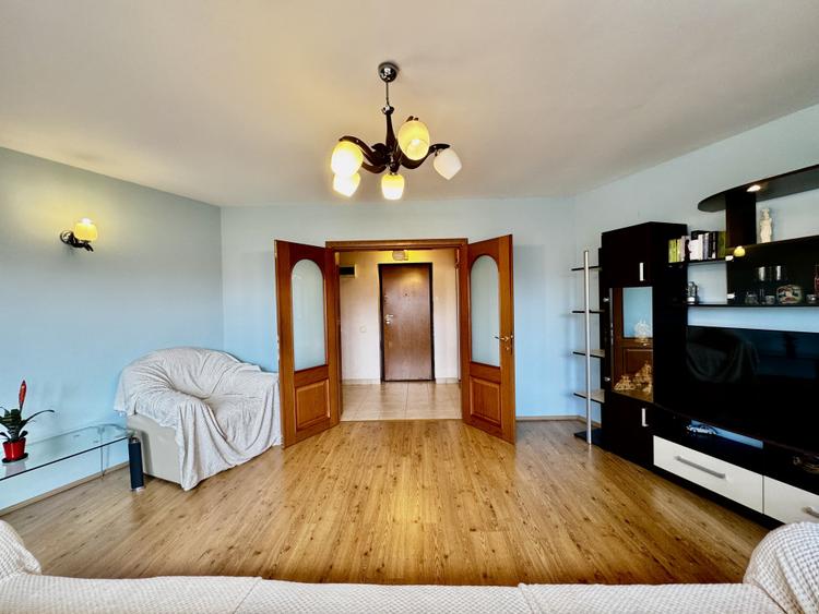 Liniște, lumină și vedere deschisă | 2 camere, 87 MP | 3 balcoane | Parcare
