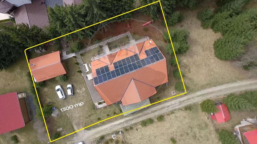 Cabana cu 7 camere de vânzare, 387 mp utili, 1300 mp teren!
