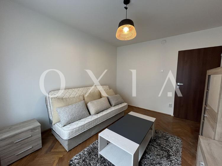 SX710 Sala Olimpia, Etaj intermediar, Disponibil Imediat