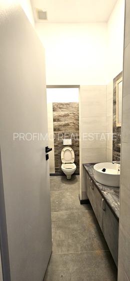 Spatiu comercial modernizat 98mp. 10ml.vitrina, Poarta 6 - 12
