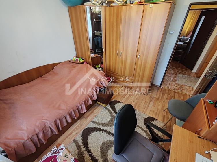 Apartament cu 2 camere decomandate Intre Lacuri zona strazii Dunarii - 11