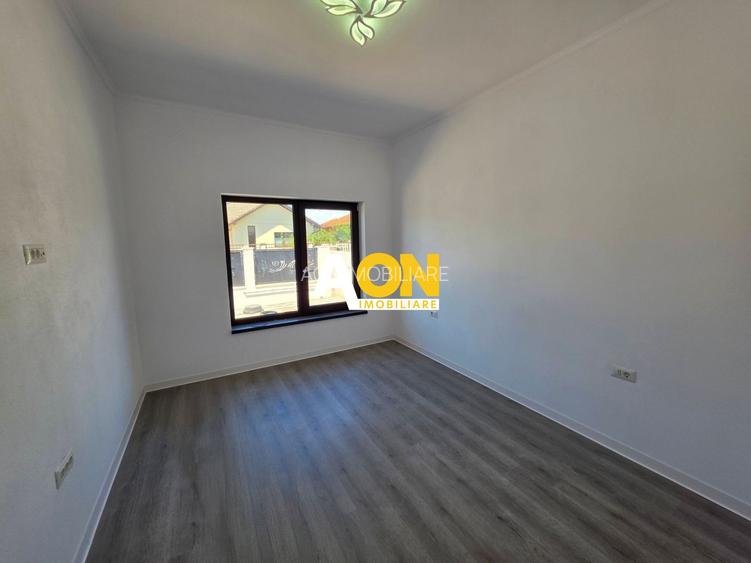 Casă 4 camere, 425 mp teren, panouri solare, cartier Orizont - 14