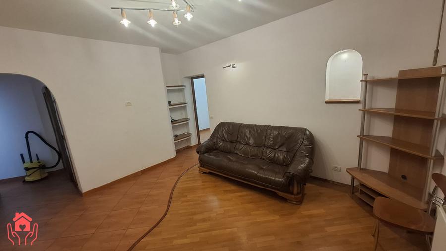 GARA DE NORD (Spitalul Witting)- 2 apartamente, 6 camere, vila solida renovata!