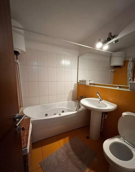 Piața Muncii - Metrou 2 Min - 2 Camere - Etaj 3 - Disponibilitate Imediată