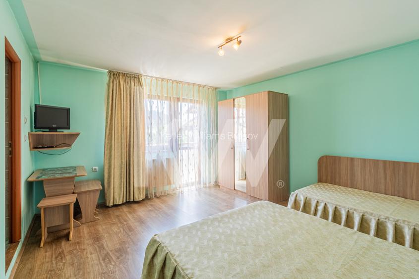 Pensiune, casa sau ambele? Proprietate unică în Râșnov, Brasov, Comision 0% - 11