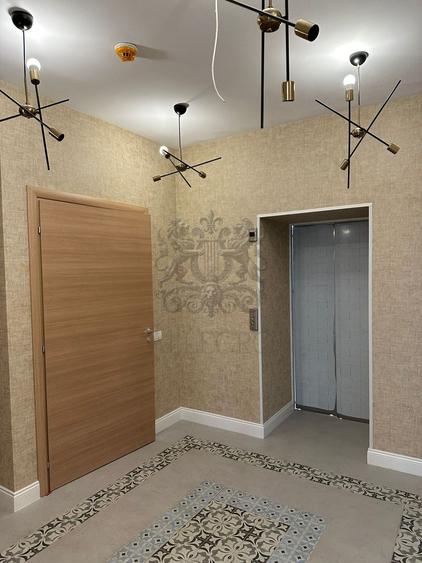 Cladire multifunctionala consolidata| Office | AirBnb | 856 mp utili |