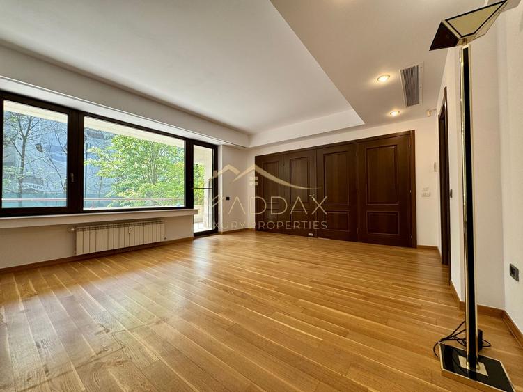 Apartament cu 4 camere 250mp* 2 parcări subterane / Dorobanti-Capitale