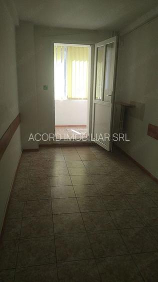 Vanzare apartament parter Bulevardul Ferdinand - 2
