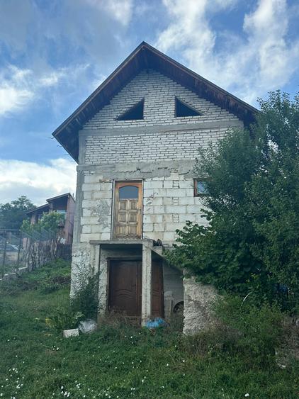 Casa in Branesti