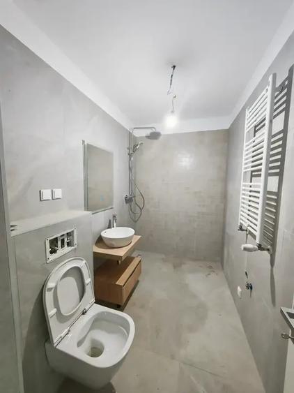 Apartament Lux 2 Camere I 2 Bai I Curte 129mp I Central