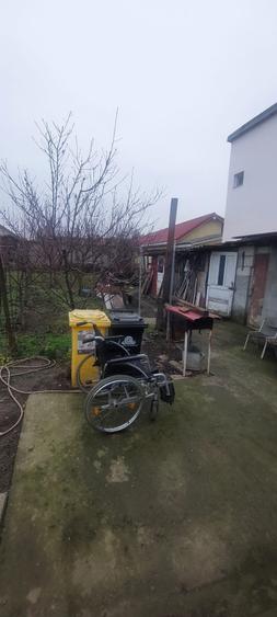 CASA 2 CORPURI - PALAZU MARE