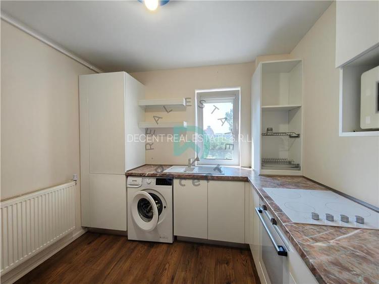 Apartament 3 camere de vanzare, Centru Civic
