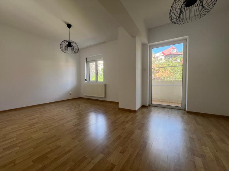 Spatiu birou - 4 camere - inchiriere - Mitropolie-Piata Unirii