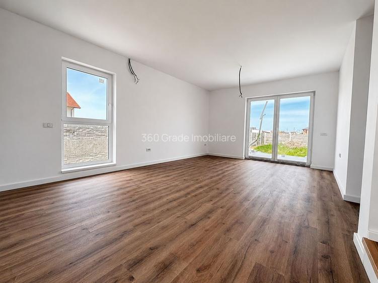 Duplex despartit prin camera tehnica Comision 0 - 189.000 Euro - 4