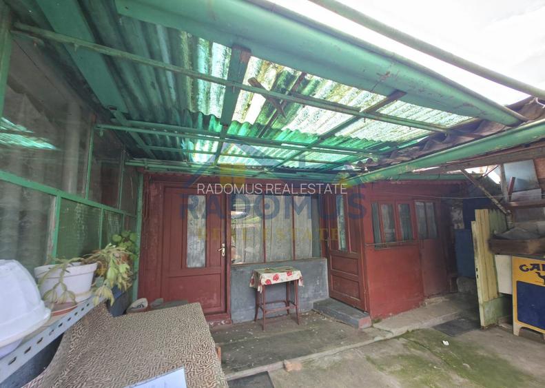 Casă de renovat complet - Str. Zefirului nr. 46 |- 65 mp utili - 2