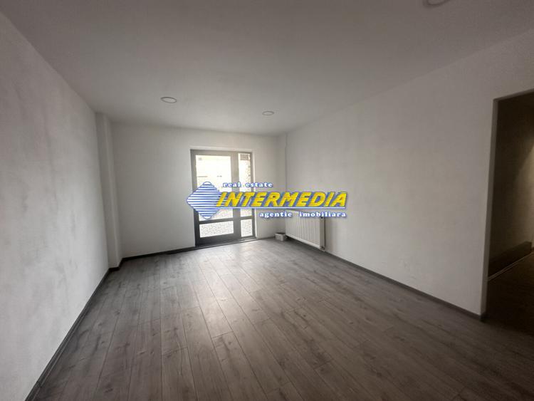 Spatiu comercial 51 mp vanzare CETATE Piata -Stadion vad f bun, finisat total