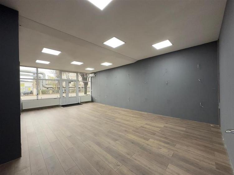 Spatiu comercial str. Bucium, zona Carrefour Felicia, 78mp