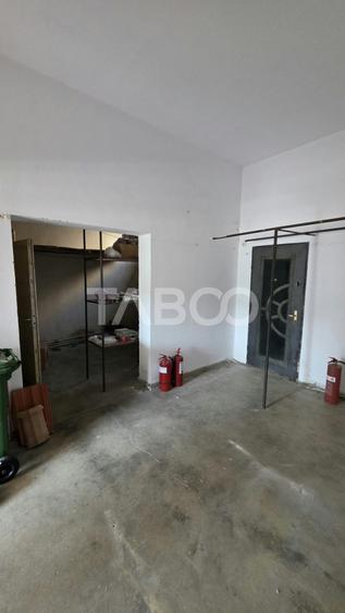 Spatiu comercial de vanzare in Cugir zona Primariei