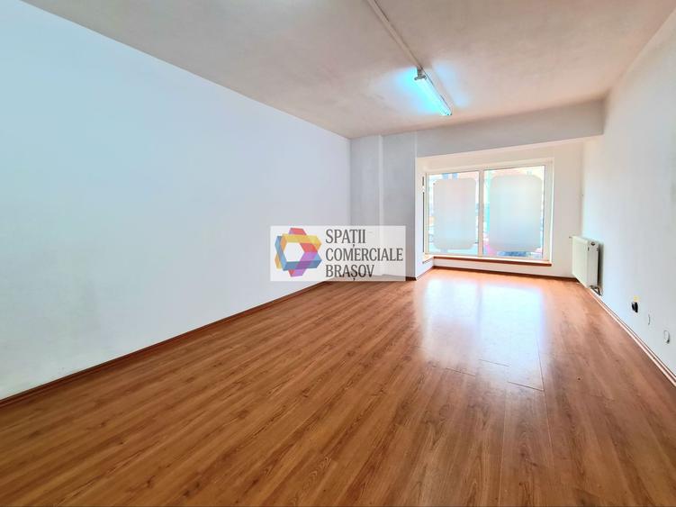 Spatiu comercial de vânzare cu vad Brașov - 57 mp # spatii-comerciale-brasov.ro