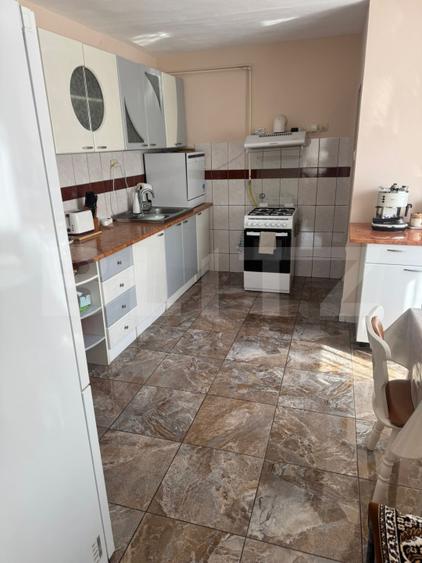 Casă spațioasă 7 camere, 247 mp, curte generoasa, amenajată-zona Dealul Florilor