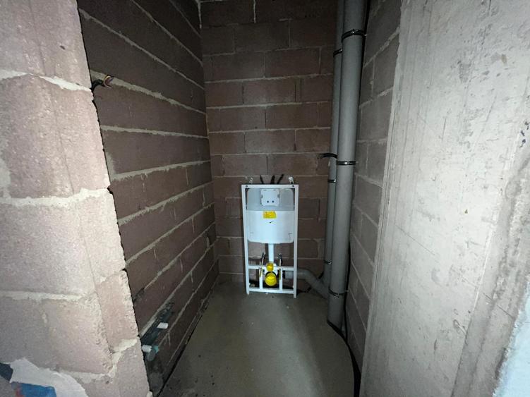 Apartament cu 3 camere Zona Frumoasa